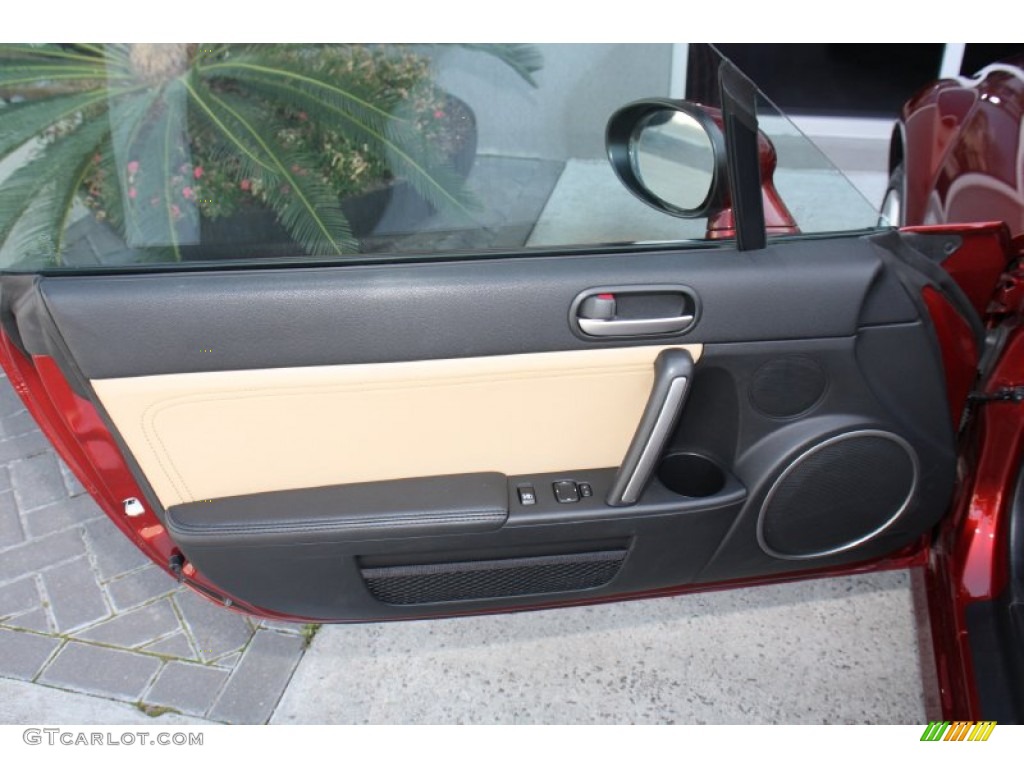 2010 Mazda MX-5 Miata Grand Touring Roadster Door Panel Photos