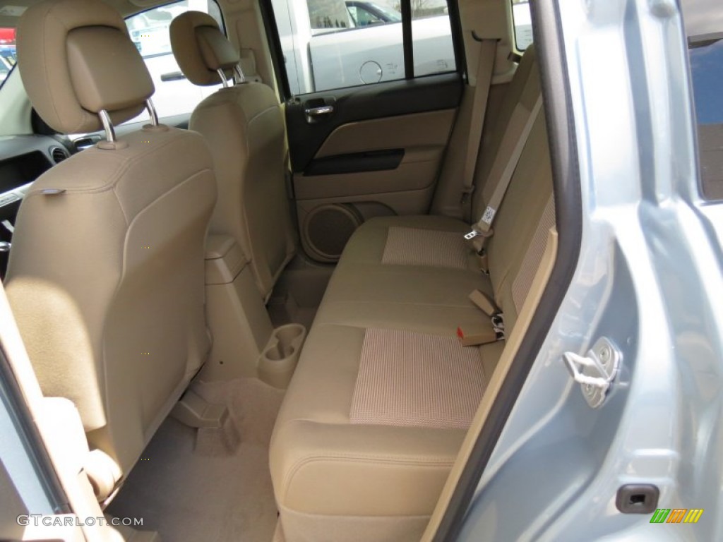 2014 Jeep Compass Sport Rear Seat Photo #78861304