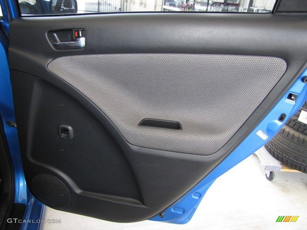 2007 Toyota Matrix XR Dark Charcoal Door Panel Photo #78862417