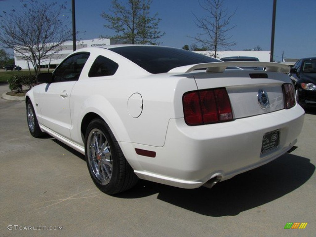 2006 Mustang GT Premium Coupe - Performance White / Red/Dark Charcoal photo #8