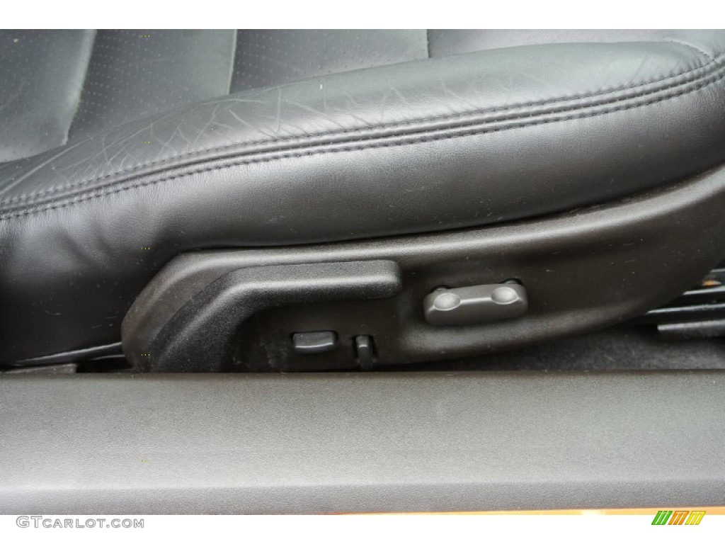 2007 Chevrolet Corvette Coupe Controls Photo #78866534