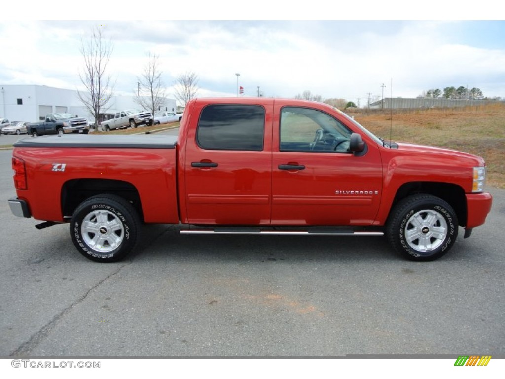 2009 Silverado 1500 LT Crew Cab 4x4 - Victory Red / Light Cashmere photo #6