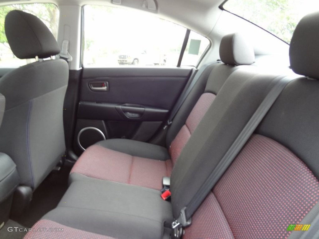 2004 Mazda MAZDA3 s Sedan Rear Seat Photo #78870107