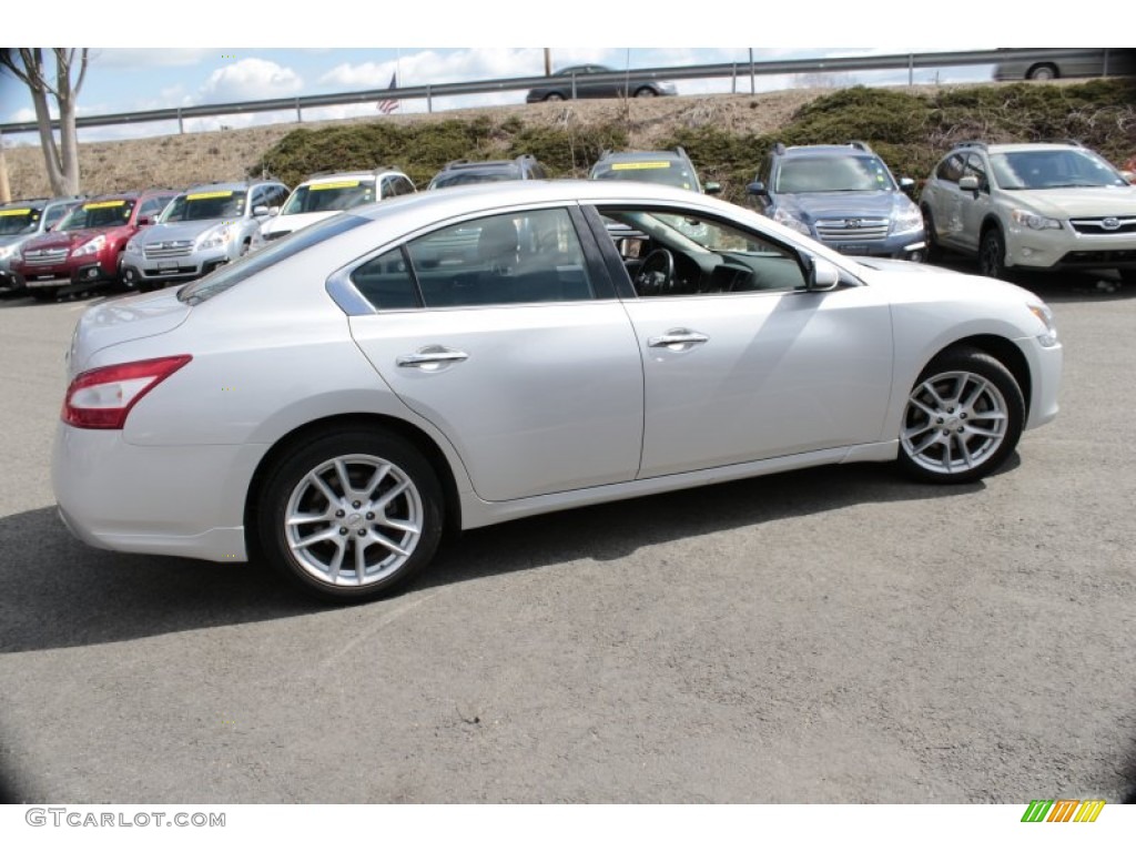 2010 Maxima 3.5 S - Radiant Silver / Charcoal photo #4