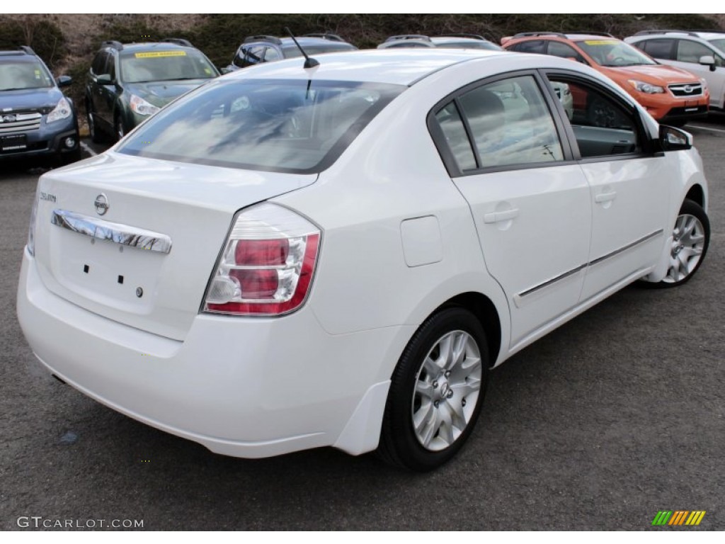 2010 Sentra 2.0 S - Aspen White / Charcoal photo #5