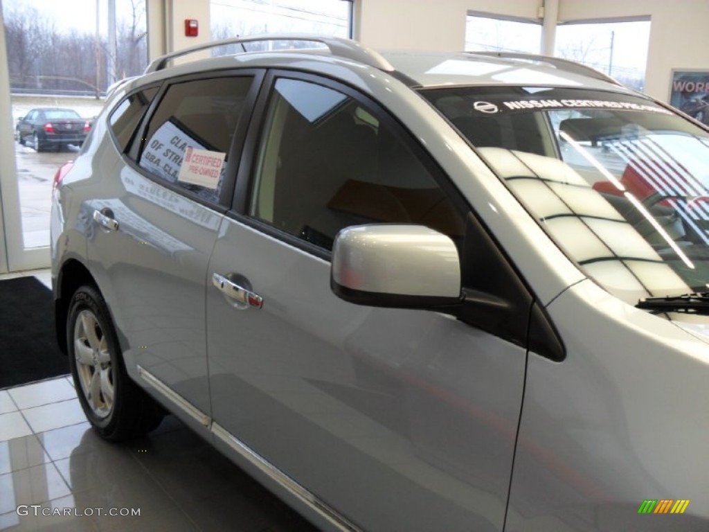 2011 Rogue SV AWD - Frosted Steel Metallic / Black photo #11