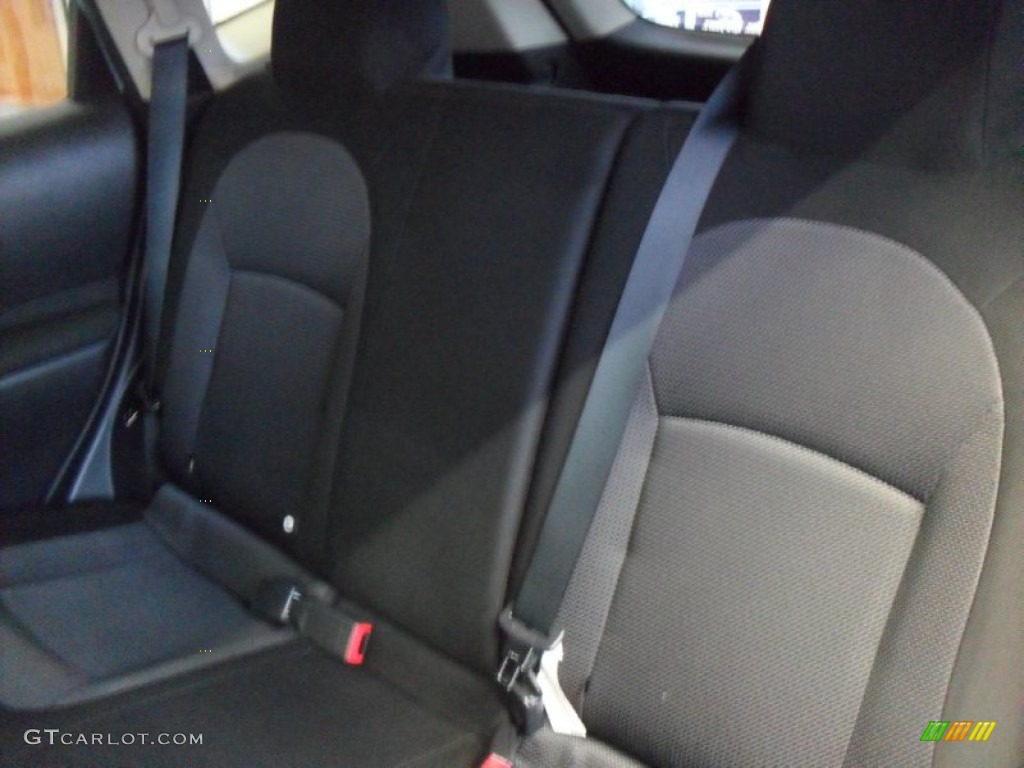 2011 Rogue SV AWD - Frosted Steel Metallic / Black photo #17