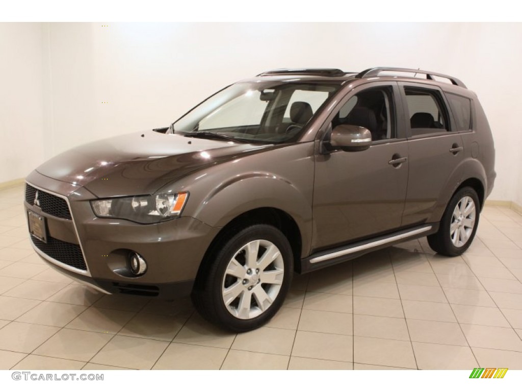 Quartz Brown Metallic 2010 Mitsubishi Outlander SE 4WD Exterior Photo #78876226