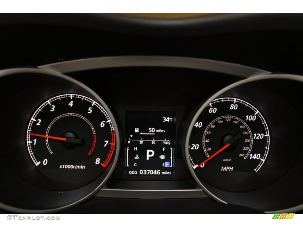 2010 Mitsubishi Outlander SE 4WD Gauges Photos