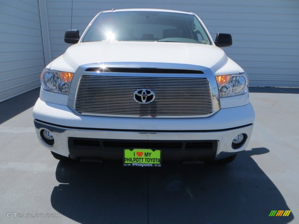 2013 Tundra Texas Edition CrewMax - Super White / Graphite photo #10