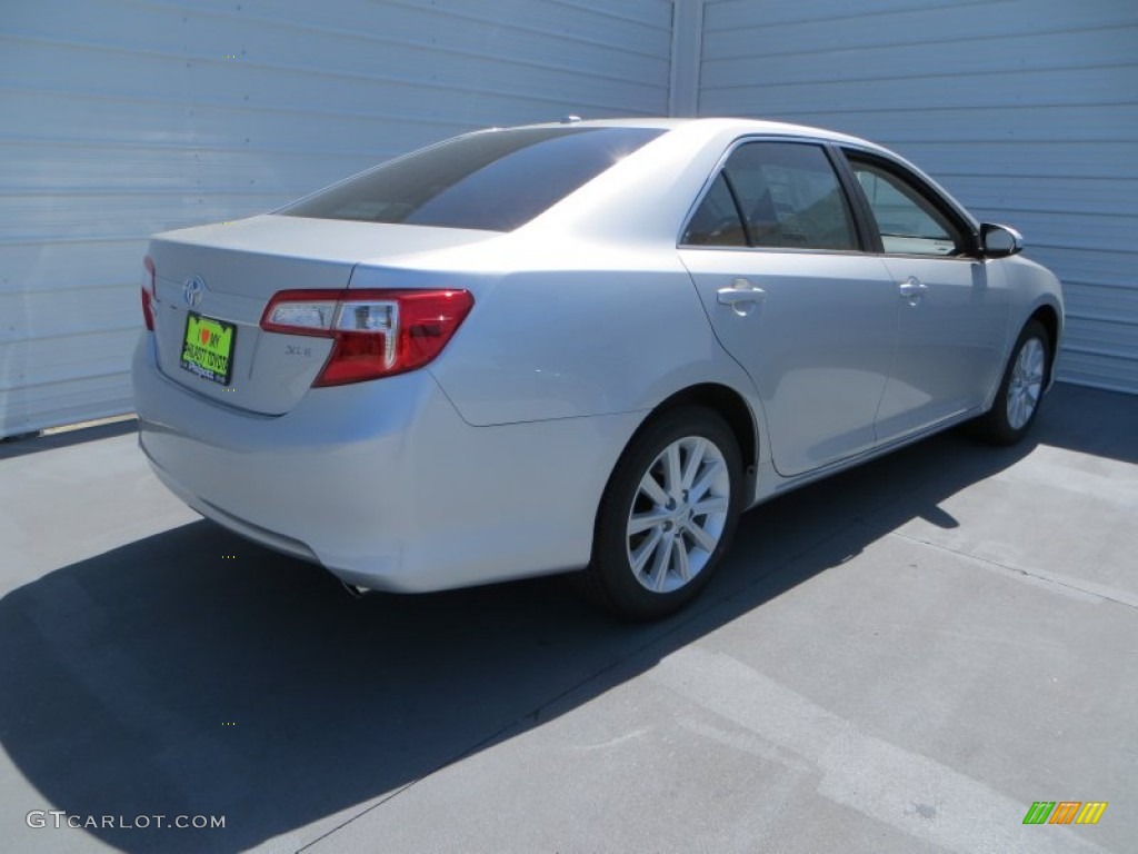 2013 Camry XLE - Classic Silver Metallic / Ash photo #4