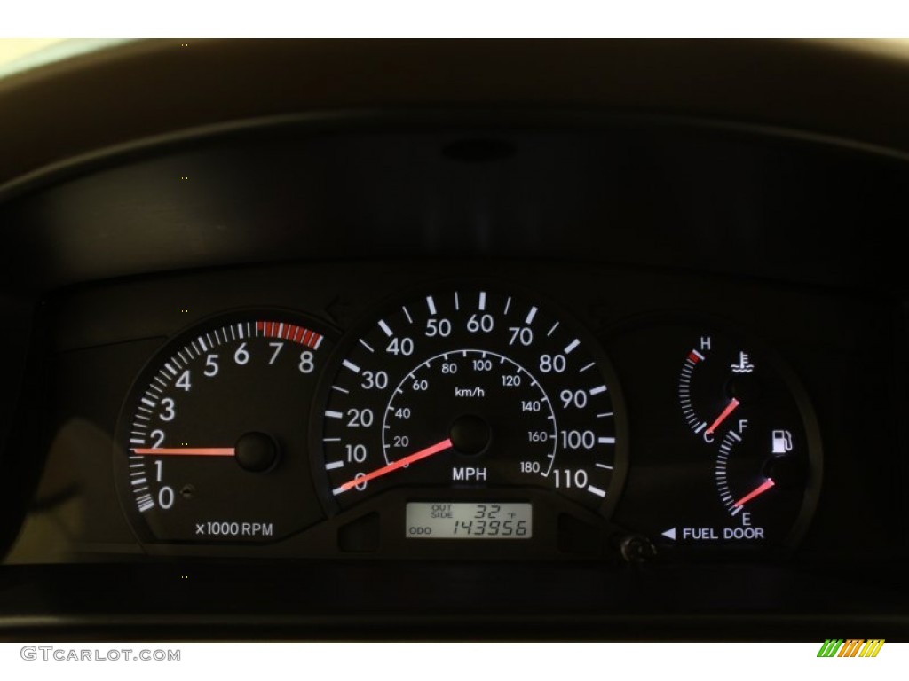 2004 Corolla CE - Mineral Green / Pebble Beige photo #7