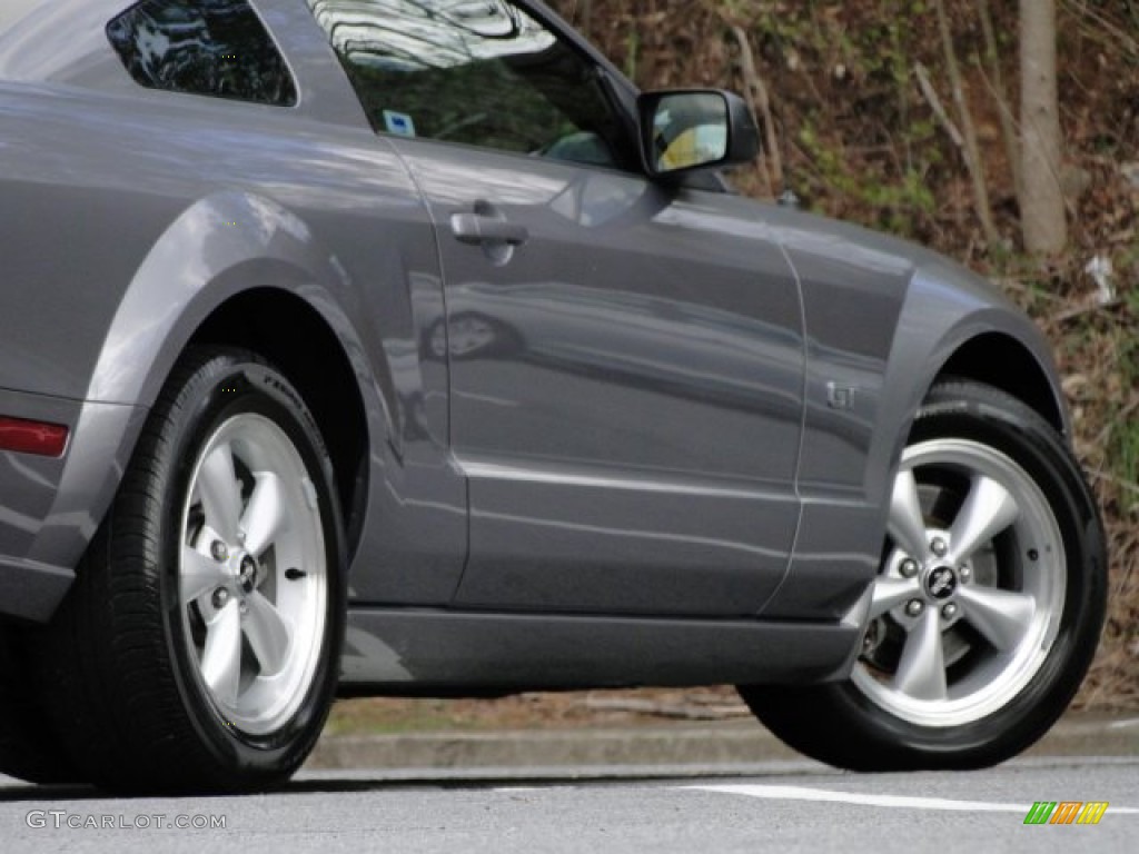 2007 Mustang GT Premium Coupe - Tungsten Grey Metallic / Dark Charcoal photo #18