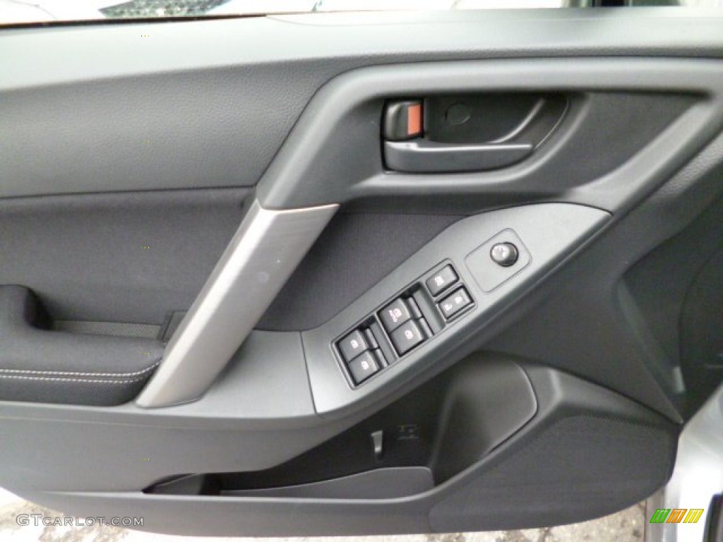 2014 Subaru Forester 2.5i Door Panel Photos