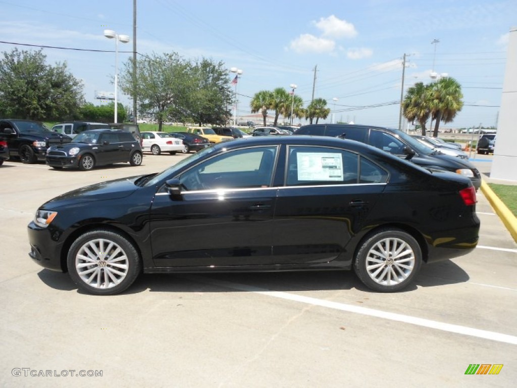 2013 Jetta TDI Sedan - Deep Black Pearl Metallic / Titan Black photo #4