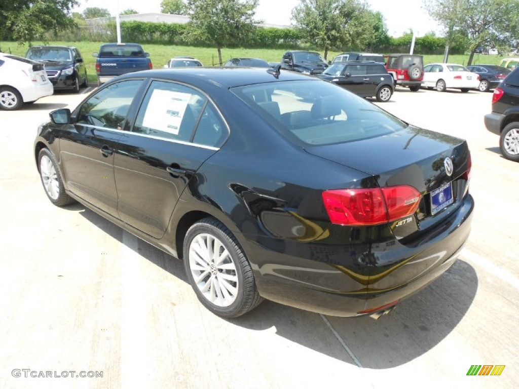 2013 Jetta TDI Sedan - Deep Black Pearl Metallic / Titan Black photo #5