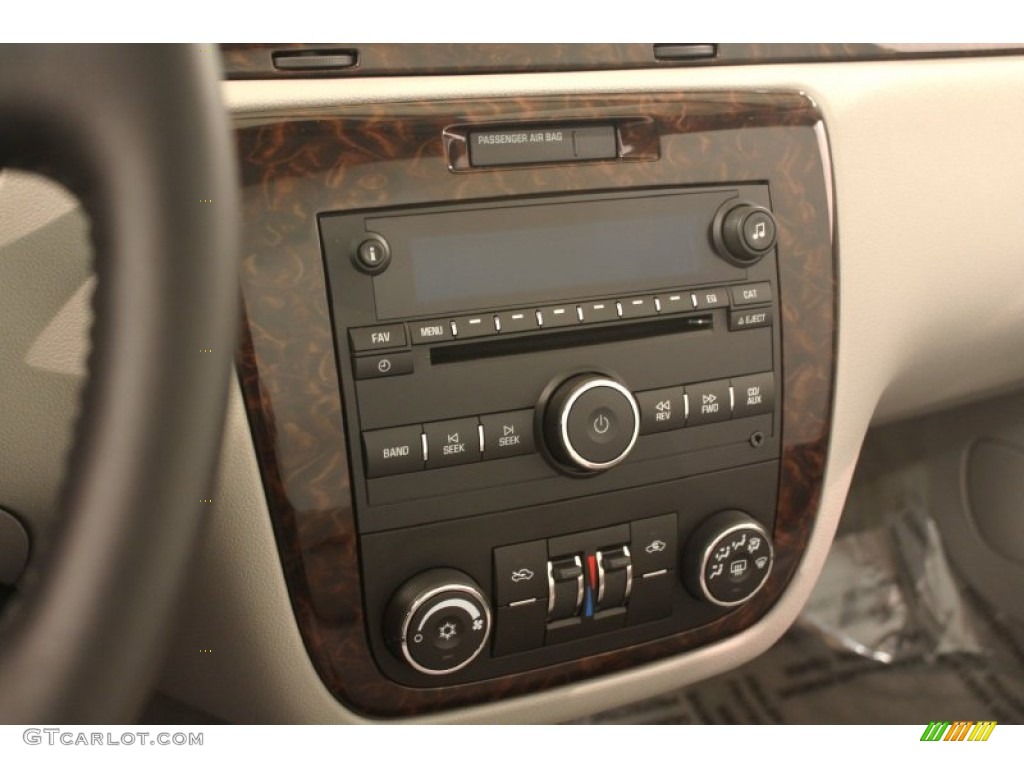 2013 Chevrolet Impala LT Controls Photo #78885636