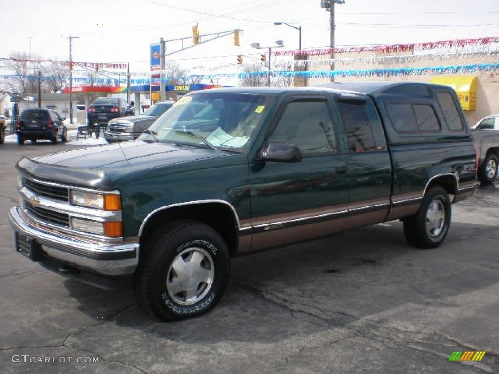 Emerald Green Metallic Chevrolet C/K