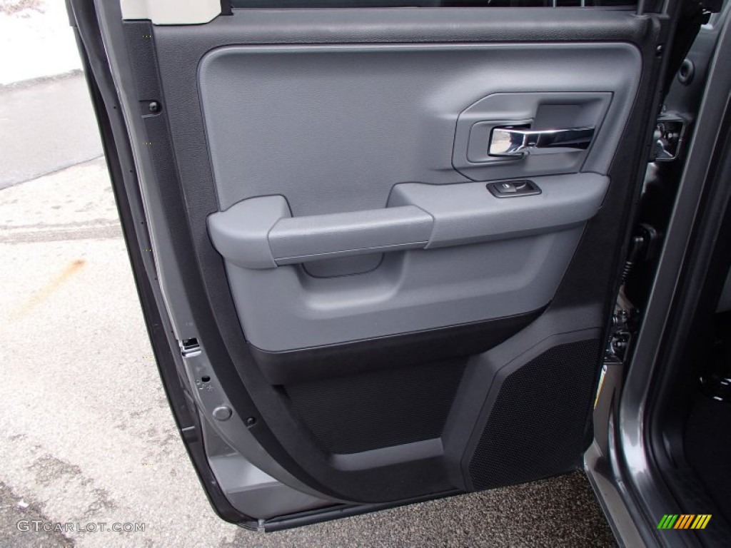 2013 Ram 1500 SLT Quad Cab 4x4 Black/Diesel Gray Door Panel Photo #78886720