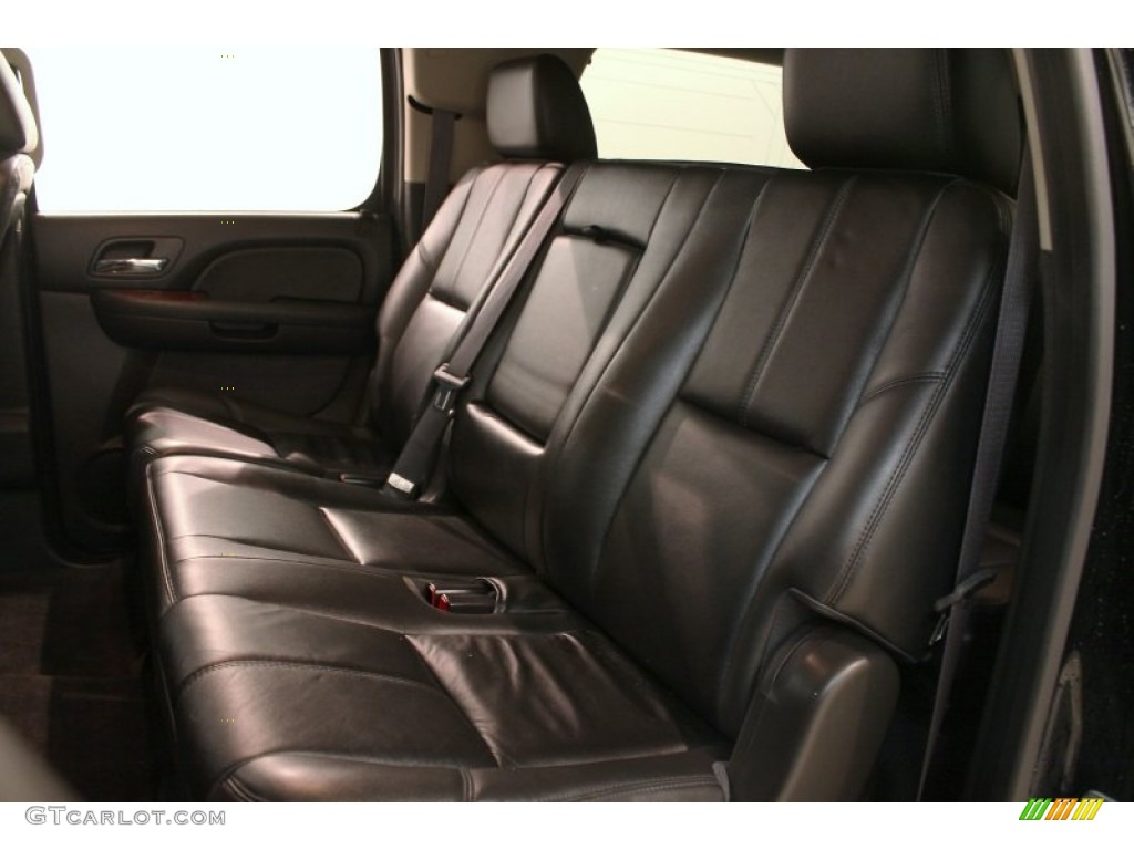 2013 Chevrolet Suburban LT 4x4 Rear Seat Photos
