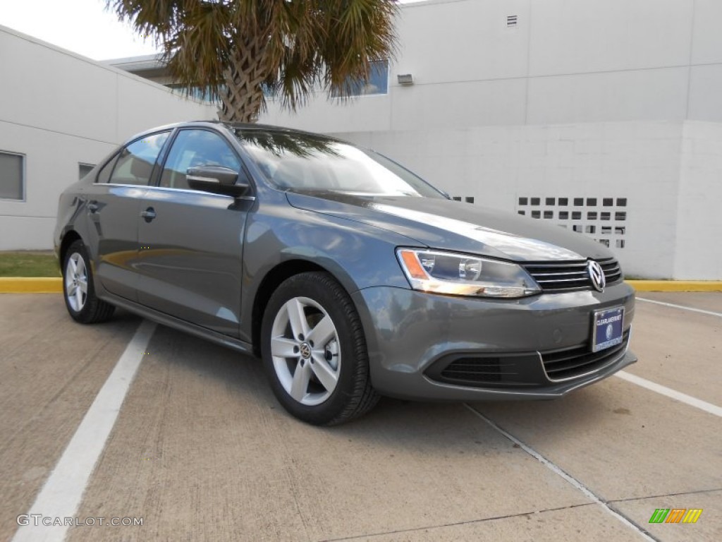 2013 Jetta TDI Sedan - Platinum Gray Metallic / Titan Black photo #1