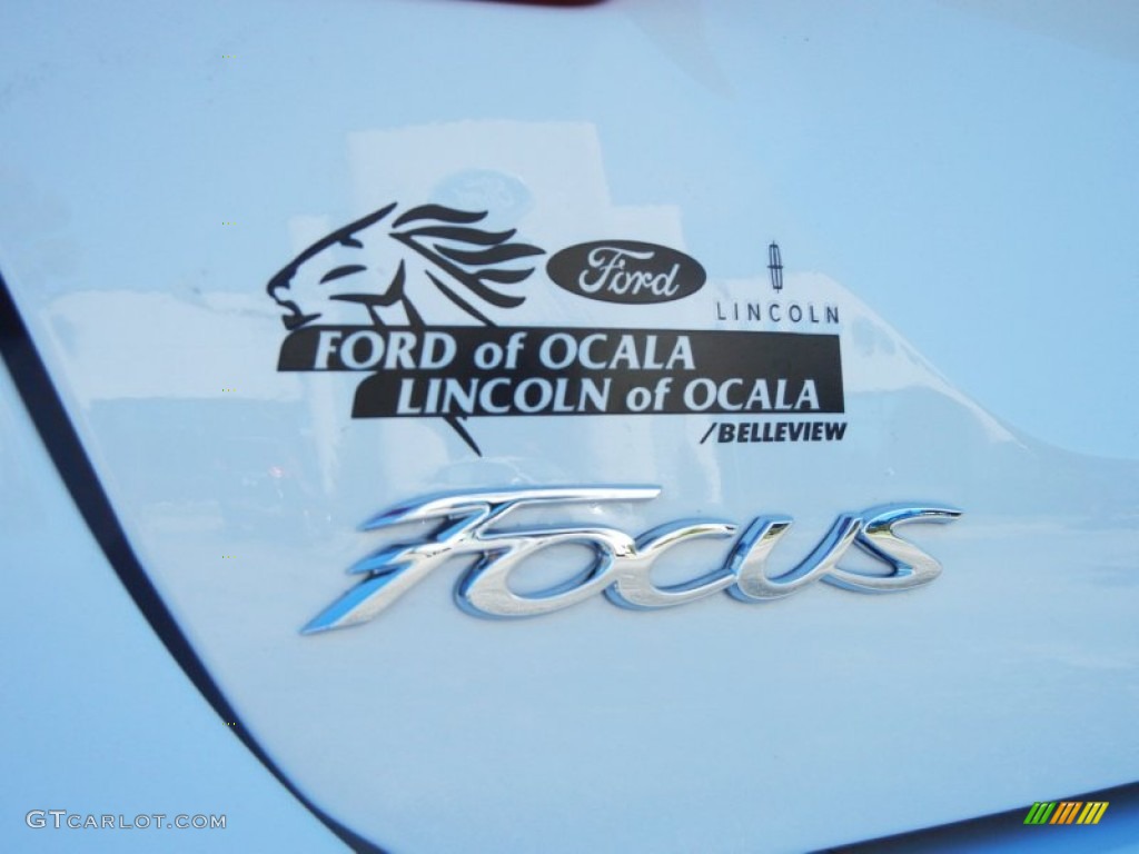2012 Focus SE Sport Sedan - Oxford White / Two-Tone Sport photo #9