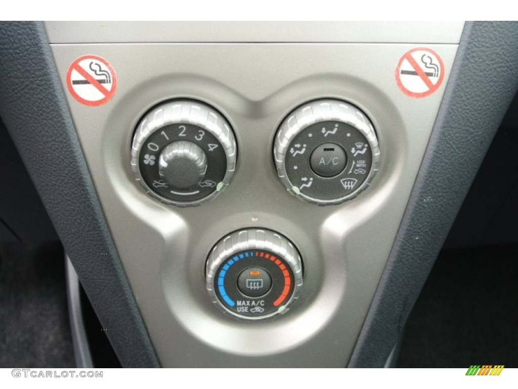 2012 Toyota Yaris Sedan Controls Photos