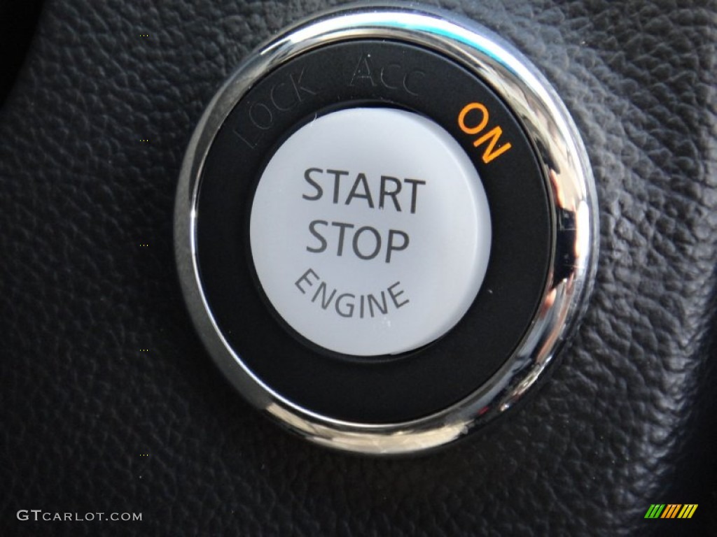 2013 Infiniti G 37 Convertible Controls Photo #78891289