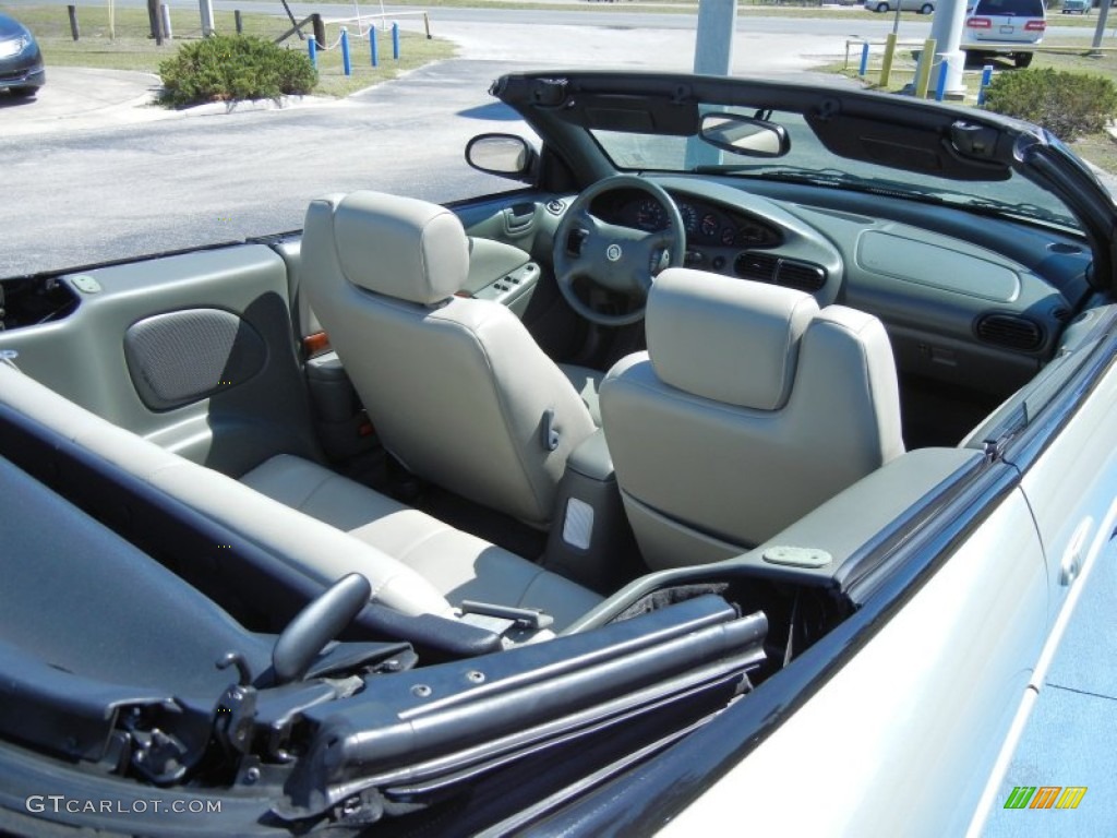 2000 Sebring JXi Convertible - Light Cypress Green Metallic / Camel photo #11
