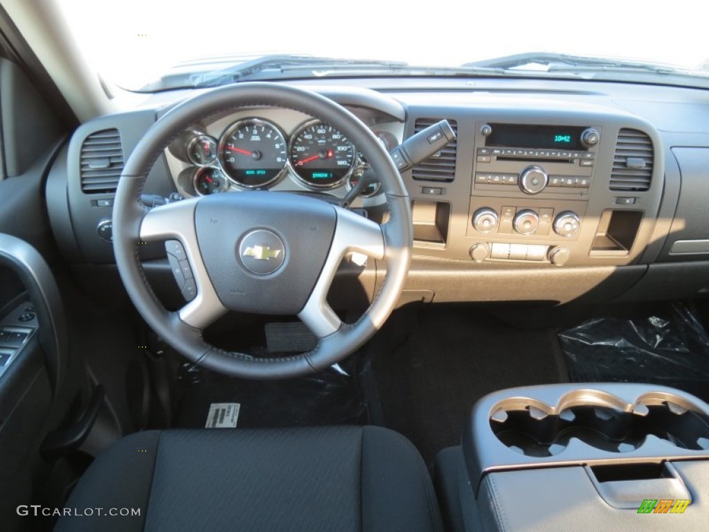 2013 Chevrolet Silverado 2500HD LT Crew Cab Ebony Dashboard Photo #78891954