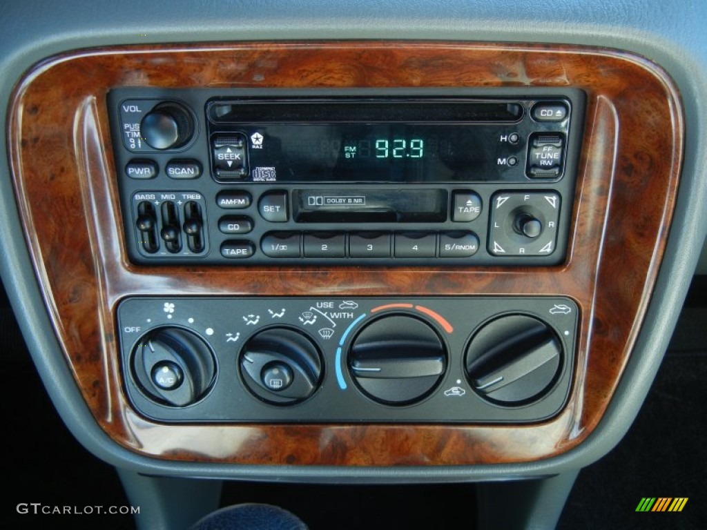 2000 Sebring JXi Convertible - Light Cypress Green Metallic / Camel photo #25