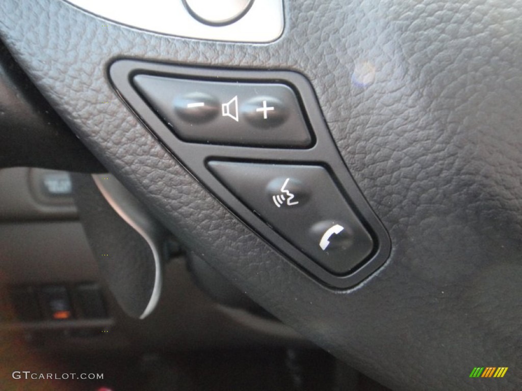 2010 Infiniti FX 50 S AWD Controls Photos