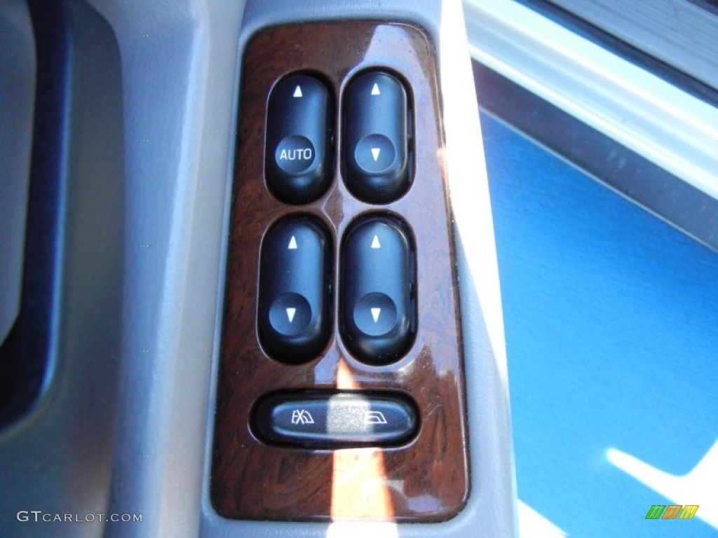 2003 Mercury Sable LS Premium Sedan Controls Photo #78892507