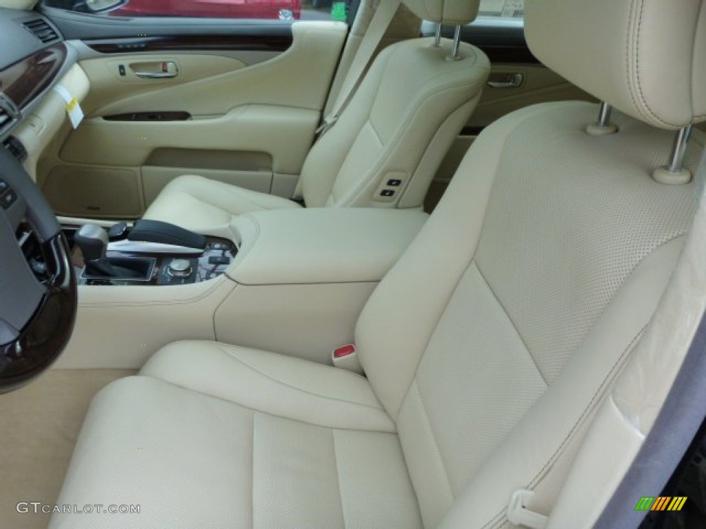 2013 Lexus LS 460 AWD Front Seat Photo #78893886