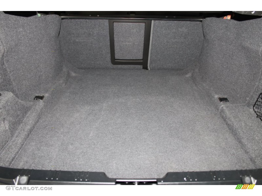 2008 BMW 5 Series 550i Sedan Trunk Photo #78894708