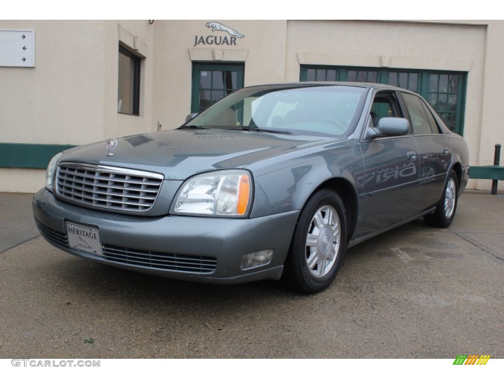 2004 DeVille Sedan - Thunder Gray / Dark Gray photo #1