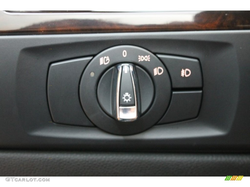 2010 BMW 3 Series 328i Convertible Controls Photo #78895356