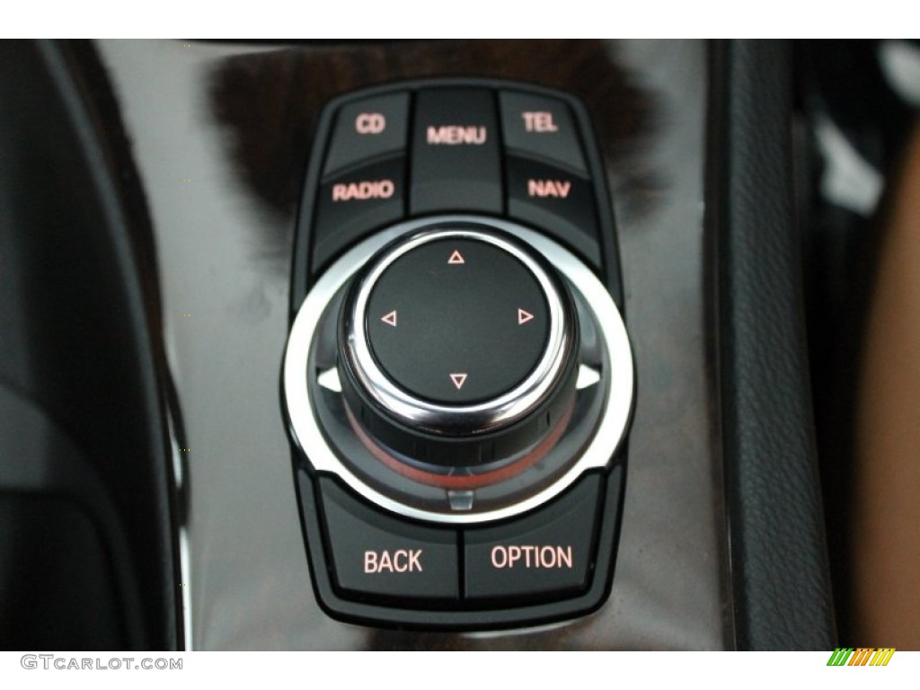 2010 BMW 3 Series 328i Convertible Controls Photo #78895392