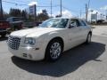 Cool Vanilla White - 300 C HEMI Photo No. 3