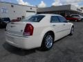 Cool Vanilla White - 300 C HEMI Photo No. 7