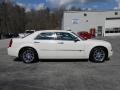 Cool Vanilla White - 300 C HEMI Photo No. 8