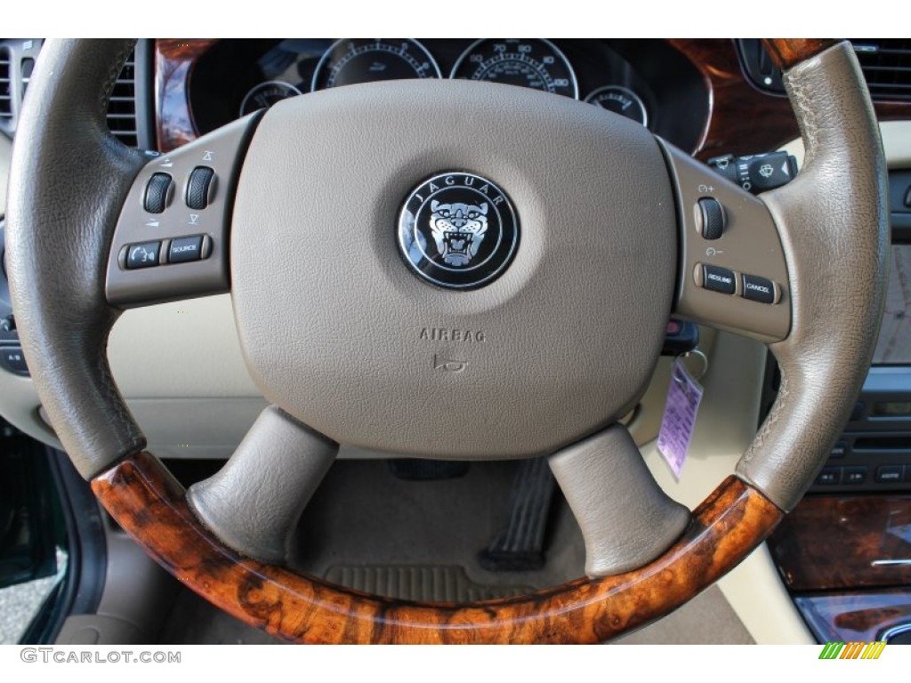 2008 Jaguar X-Type 3.0 Sedan Steering Wheel Photos