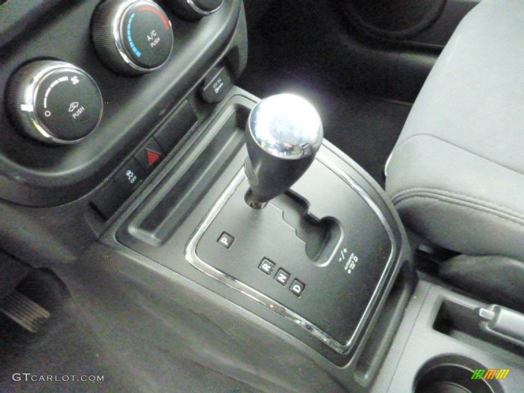 2010 Jeep Compass Sport 4x4 CVT Automatic Transmission Photo #78897177