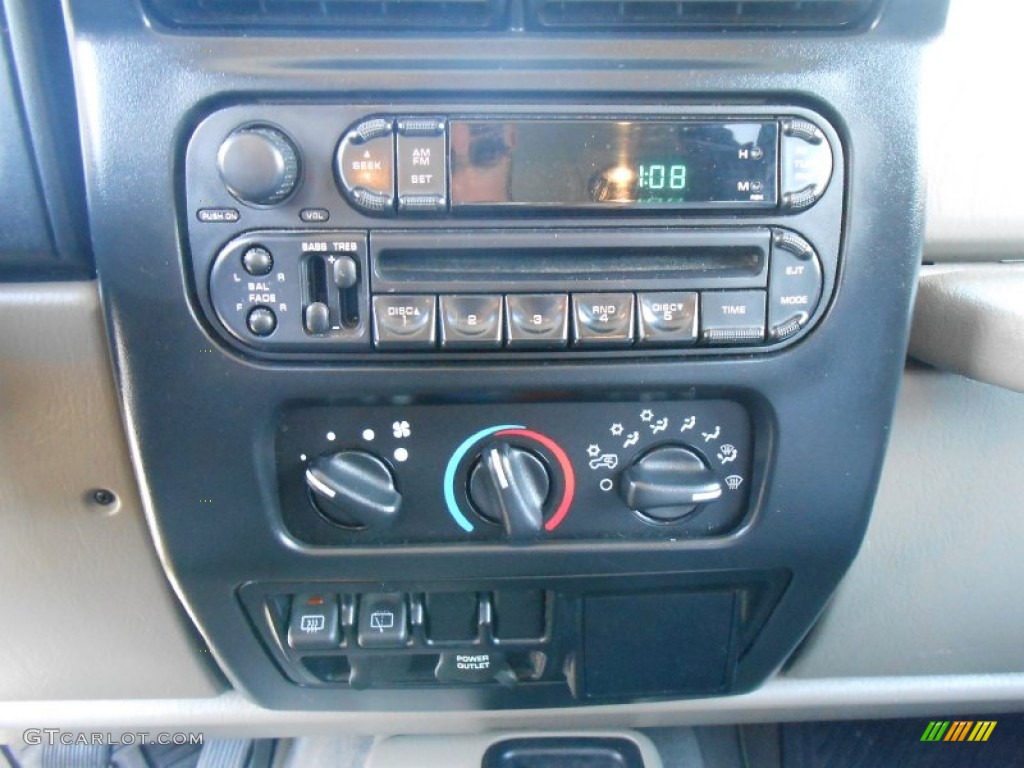 2004 Wrangler Sport 4x4 - Shale Green Metallic / Khaki photo #22
