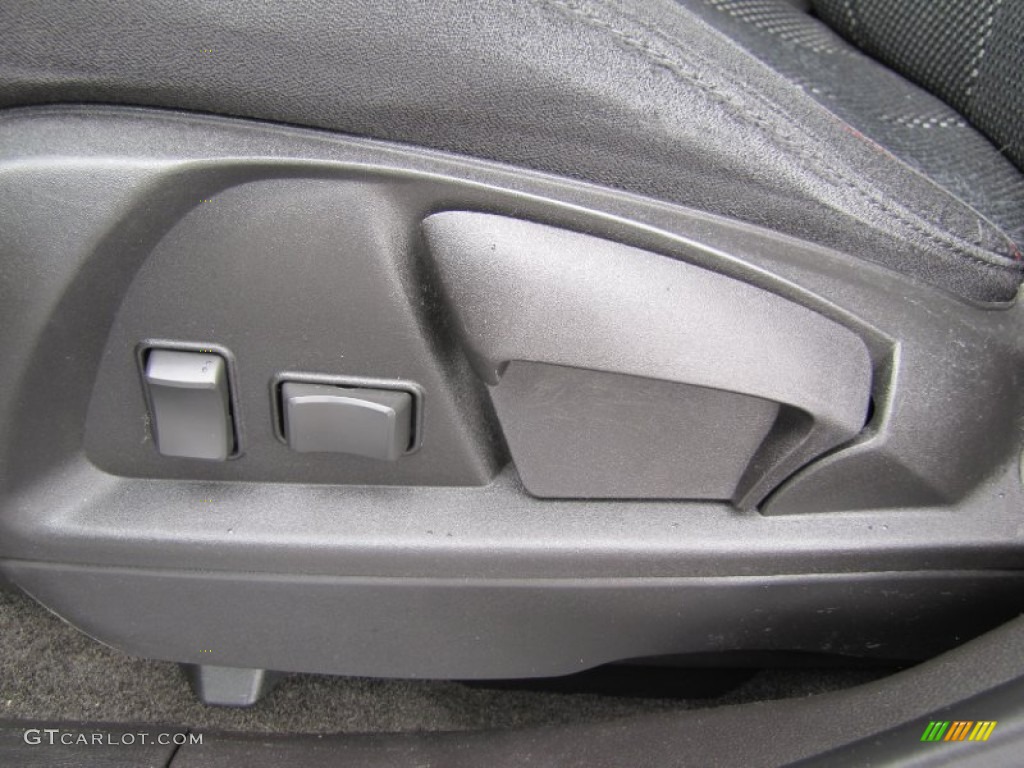 2010 Chevrolet Equinox LT AWD Controls Photo #78898156