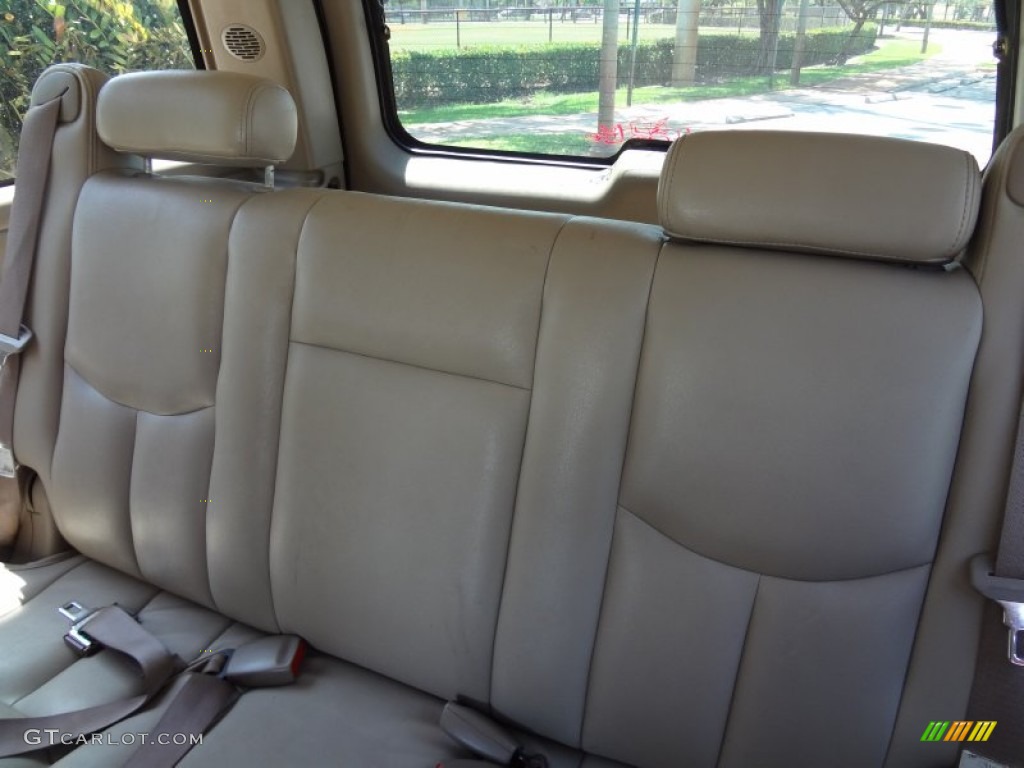 2003 Suburban 1500 LT - Black / Tan/Neutral photo #16