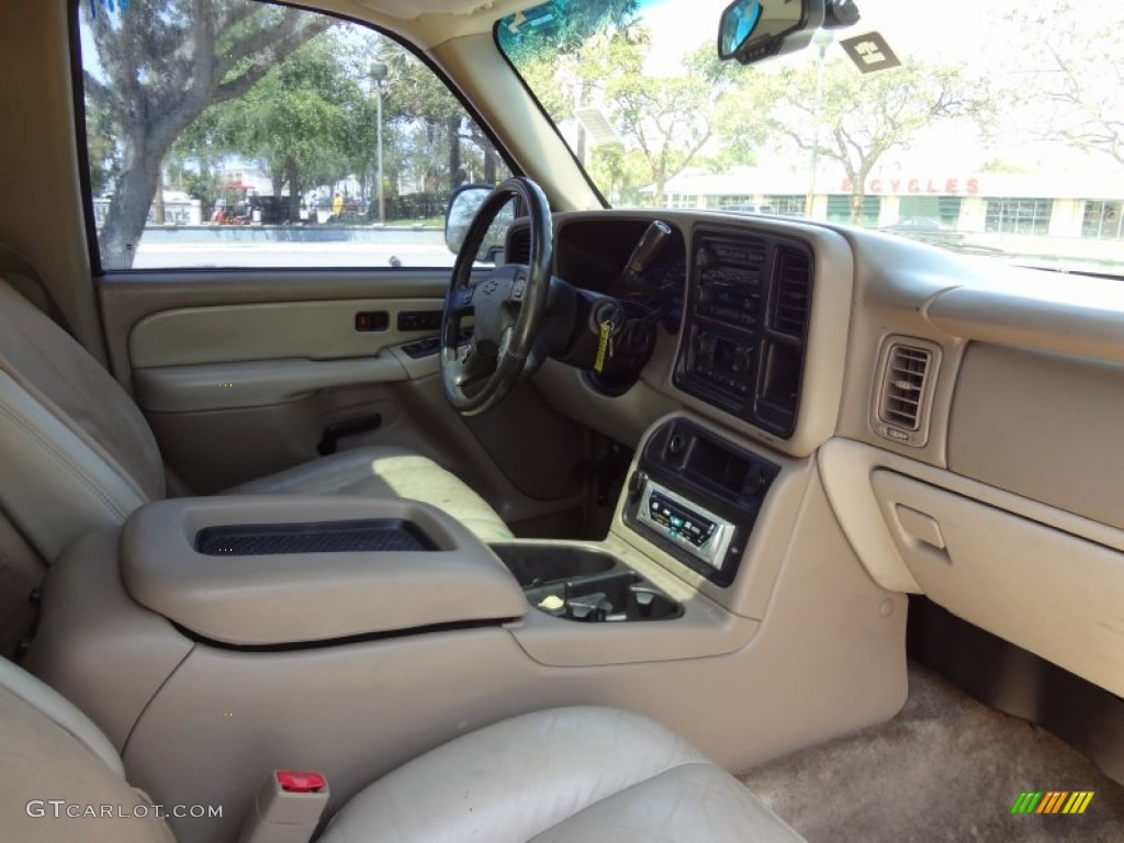2003 Suburban 1500 LT - Black / Tan/Neutral photo #19