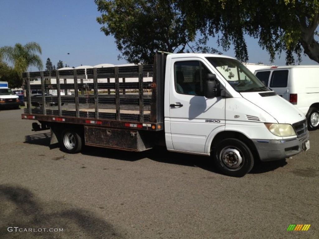 Arctic White 2004 Dodge Sprinter Van 3500 Chassis Stake Truck Exterior Photo #78900513