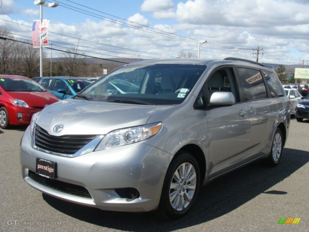 2011 Sienna LE AWD - Silver Sky Metallic / Light Gray photo #3