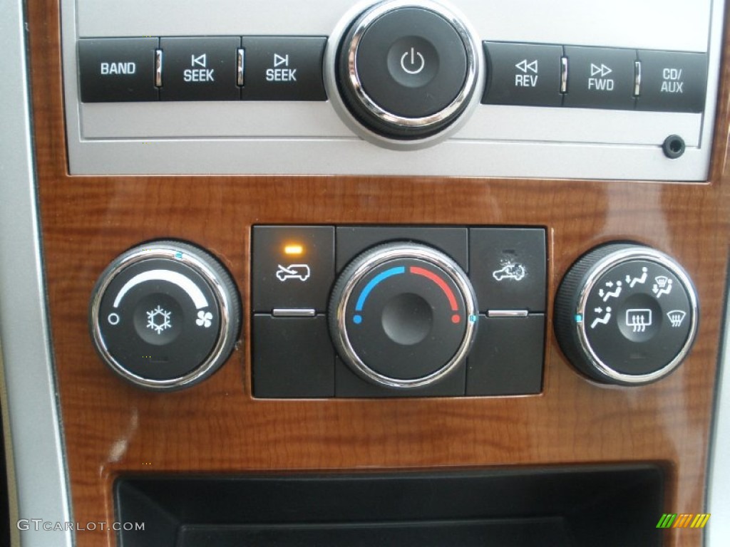 2007 Chevrolet Equinox LT Controls Photo #78903276